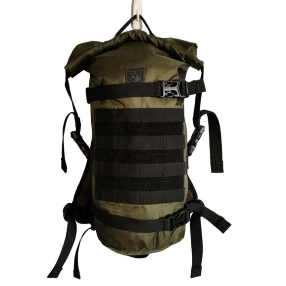 EUC Cannae Pro Gear Celeritas Roll-Top Backpack - Picture 1 of 7